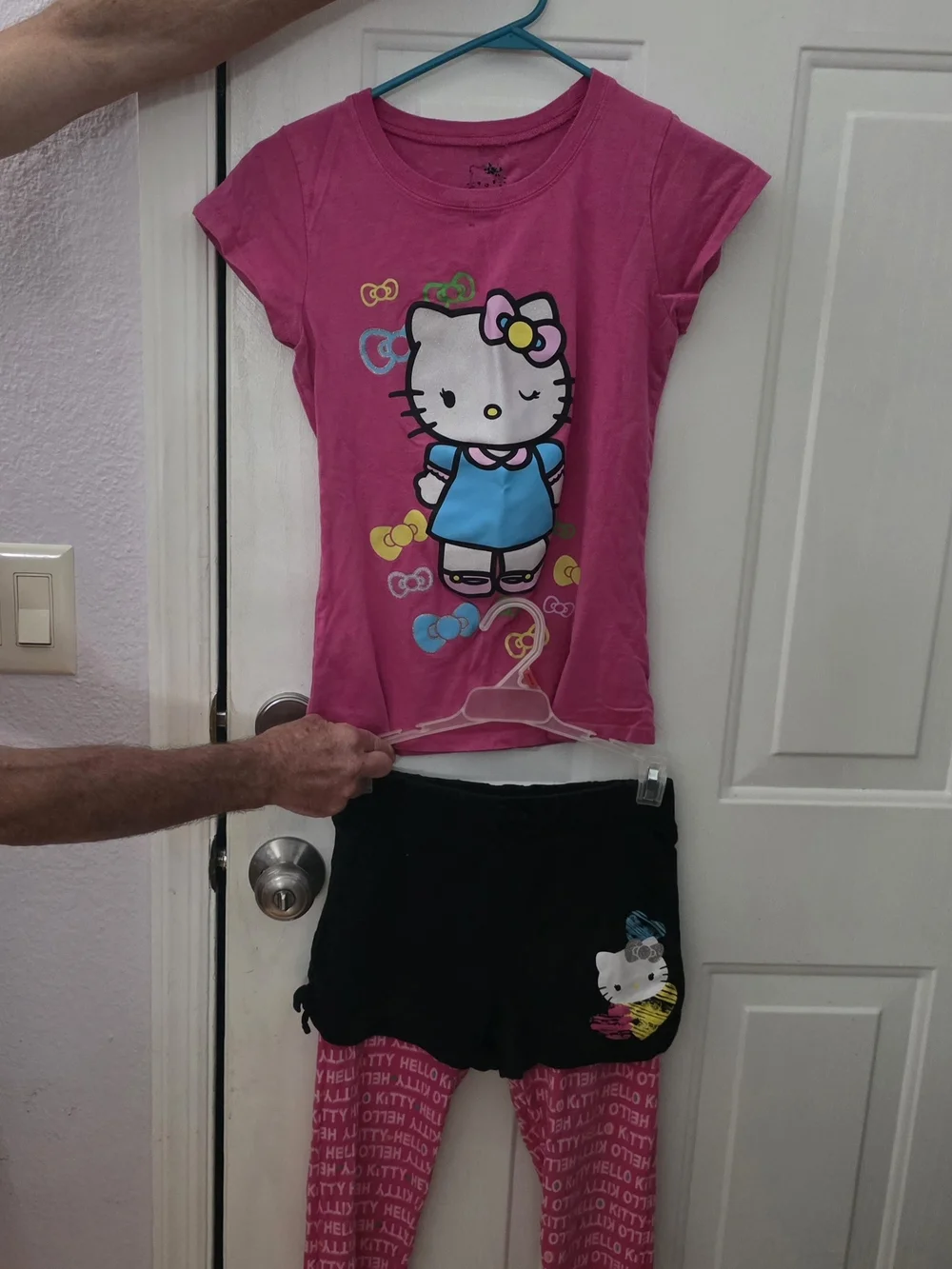 Hello Kitty Lg 10-12 Pink Short-short Sleeve Top & Bottom